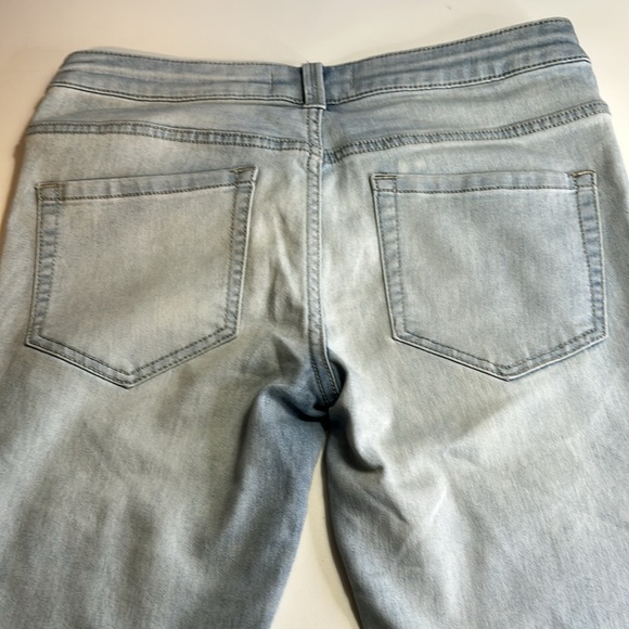 FREE PEOPLE BELLBOTTOM FLAIR LIGHT BLUE STRETCHY DENIM JEANS SZ 27 - Picture 4 of 12